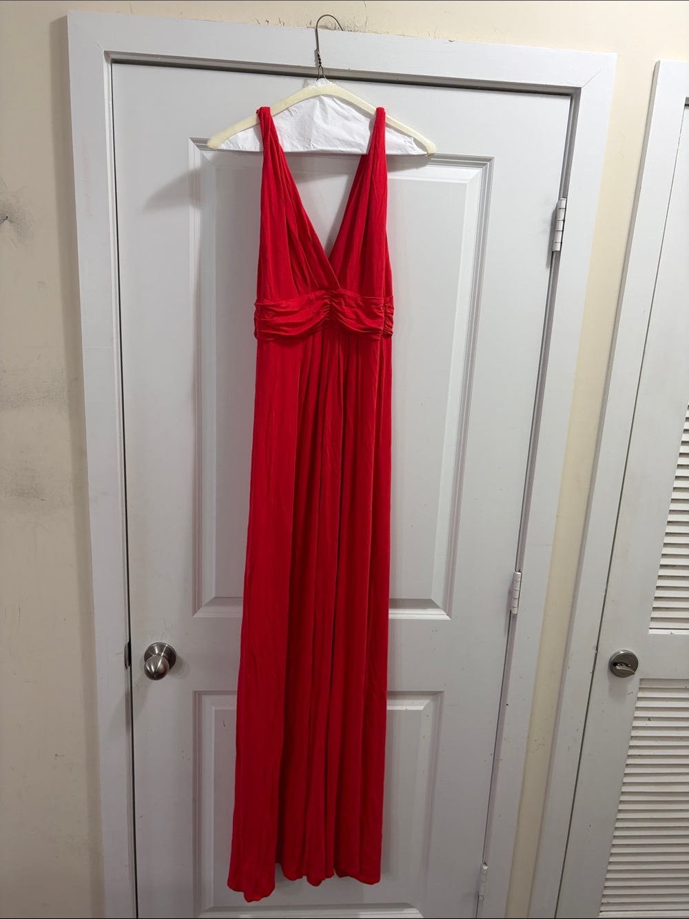 TART Red Sleeveless V-Neck Dress lg